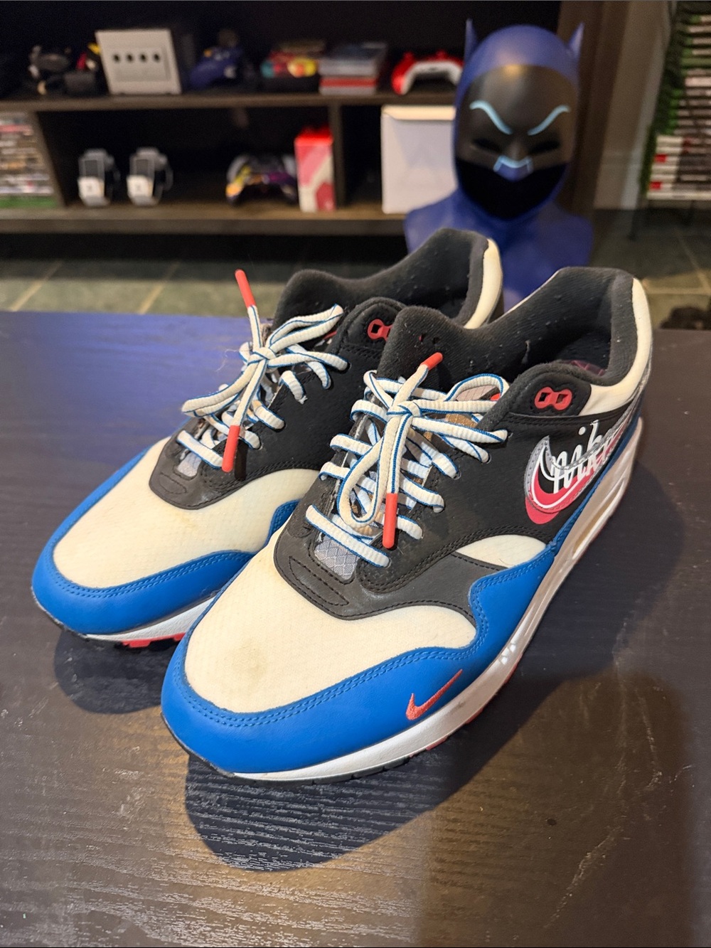 Men's 10.5  AirMax  Sneakers - Blue, Black & White